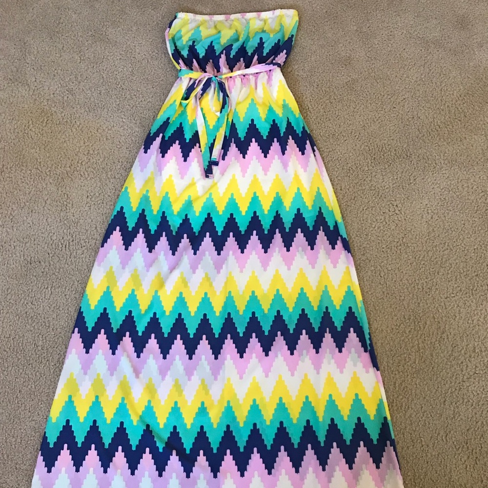 Boutique strapless maxi
